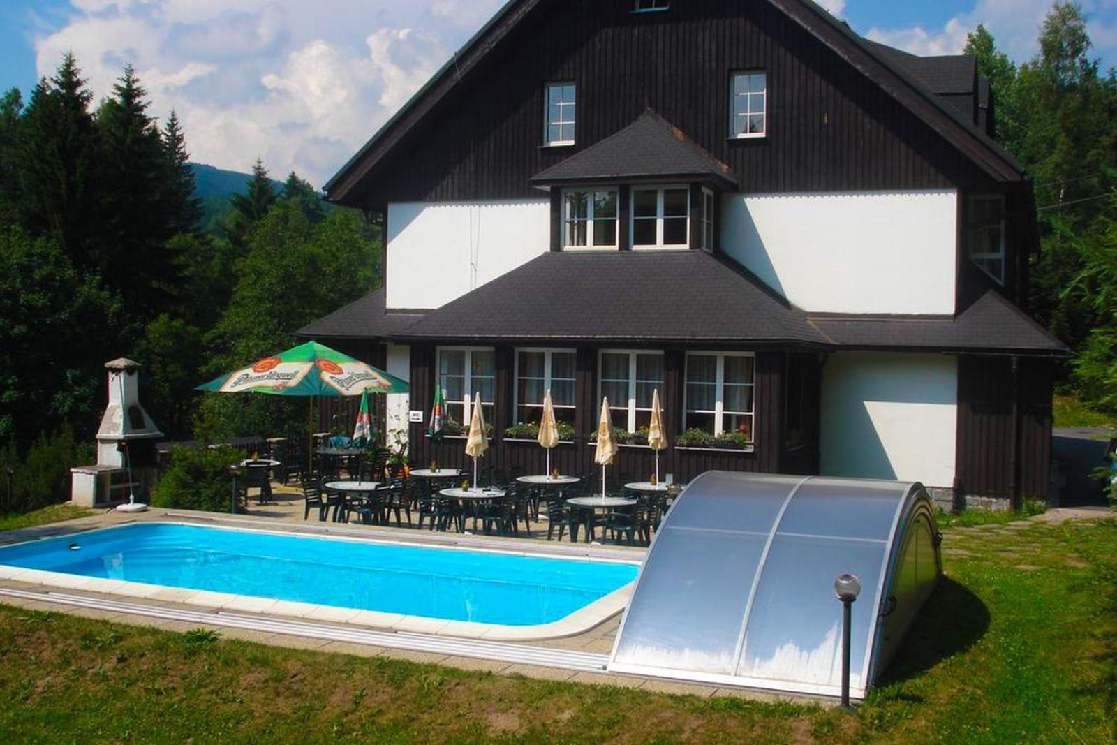 Hotel Konsel Říčky Екстериор снимка