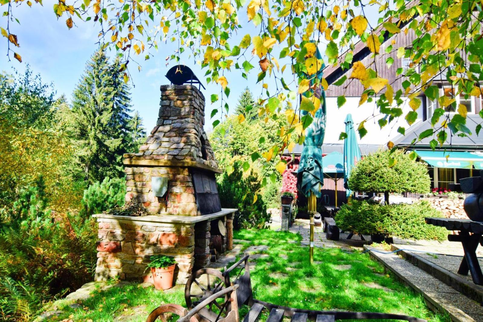 Hotel Konsel Říčky Екстериор снимка