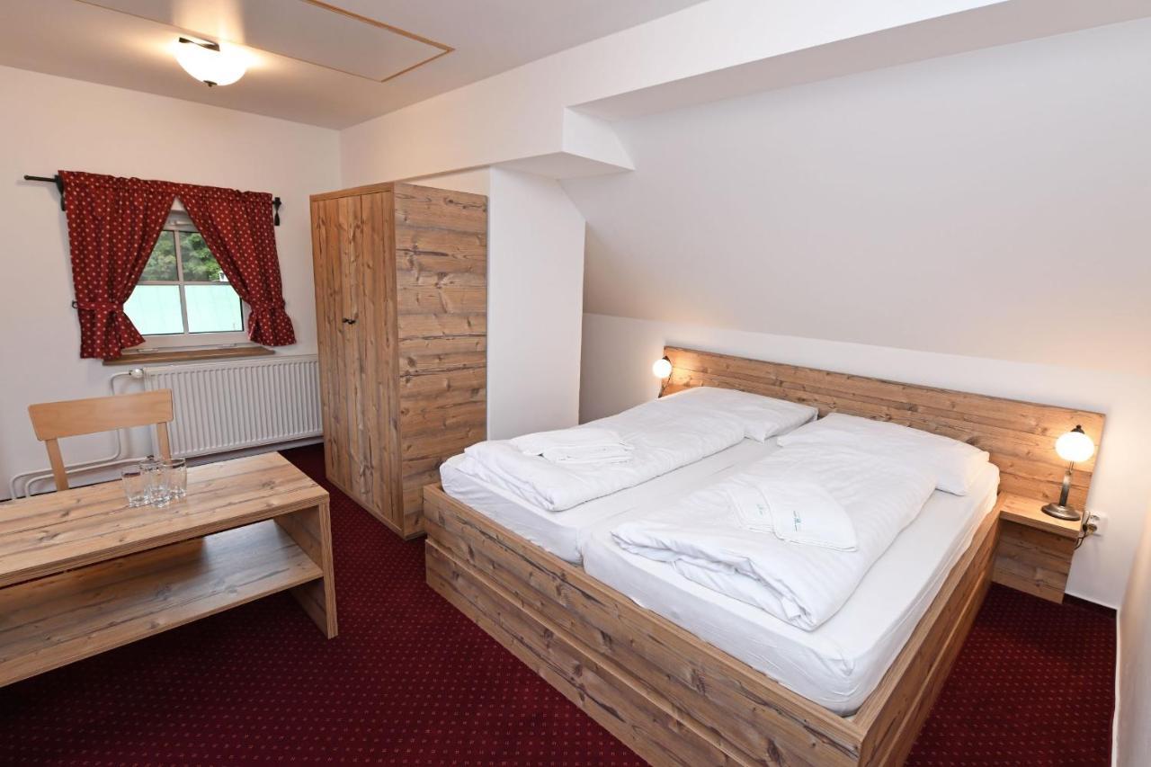 Hotel Konsel Říčky Екстериор снимка